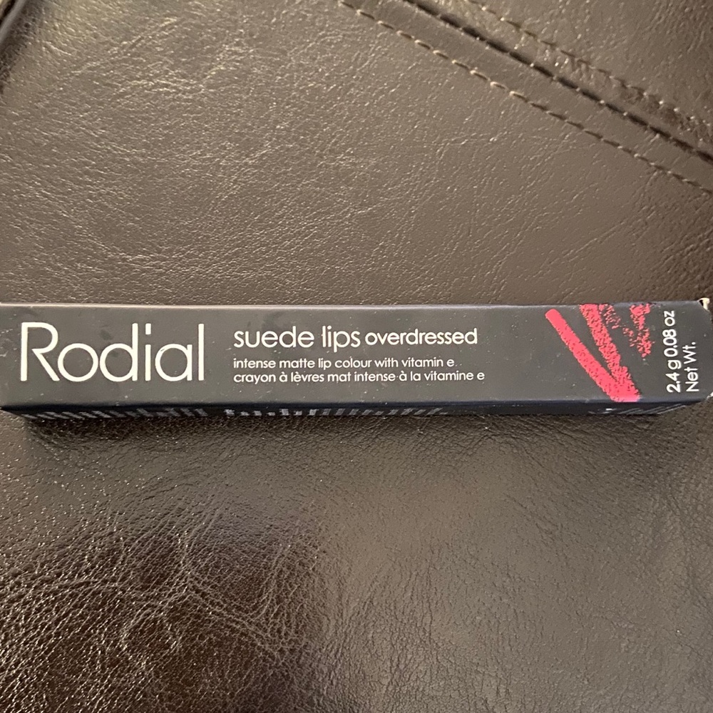 Rodial suede lips - overdressed